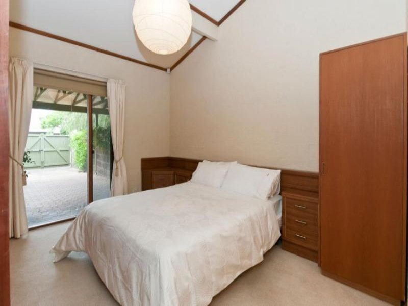 RES/1 WELLINGTON TERRACE, Fullarton Sold by Booth Real Estate - image 1