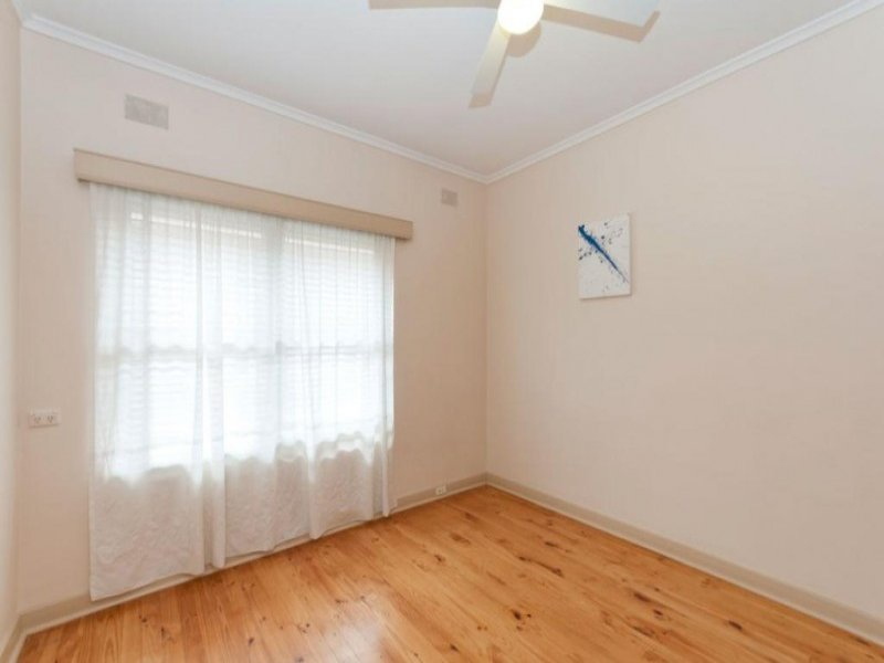 31 CUDMORE TERRACE, Henley Beach Sold by Booth Real Estate - image 1