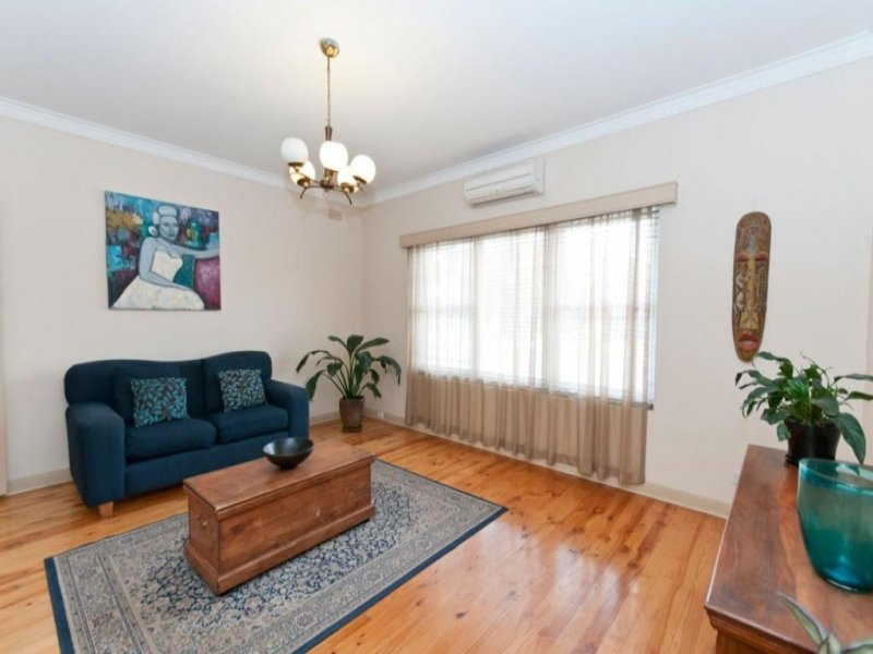 31 CUDMORE TERRACE, Henley Beach Sold by Booth Real Estate - image 1