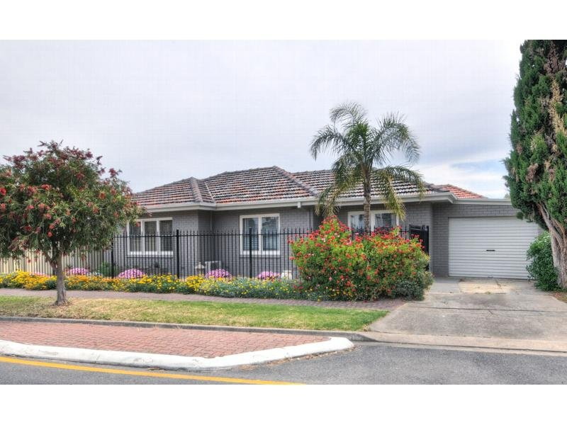 31 CUDMORE TERRACE, Henley Beach Sold by Booth Real Estate - image 1