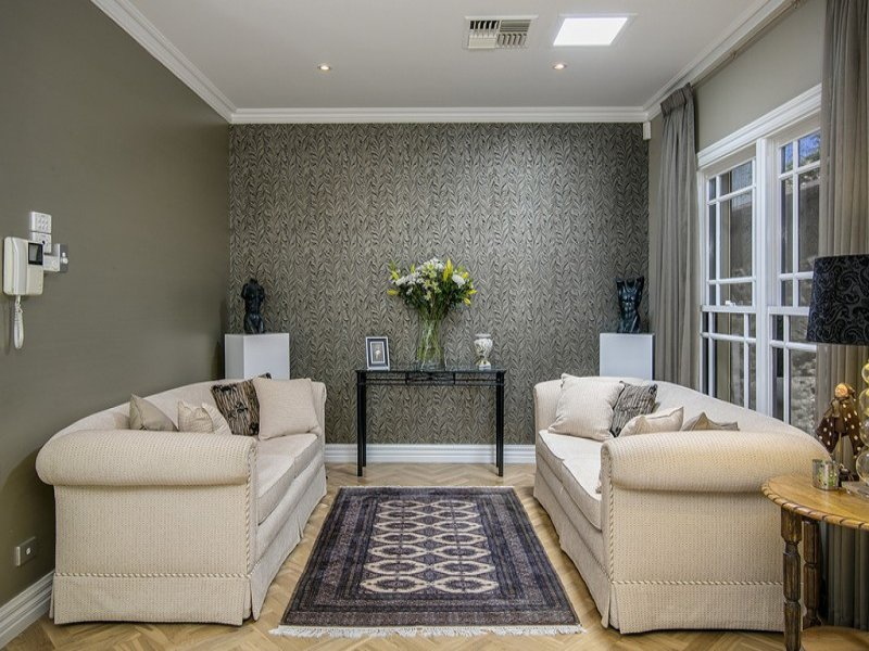 18 WELLINGTON CLOSE, North Adelaide Sold by Booth Real Estate - image 1