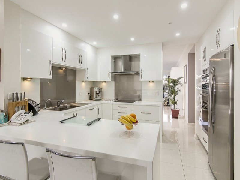 46/32 COLLEY TERRACE, Glenelg Sold by Booth Real Estate - image 1