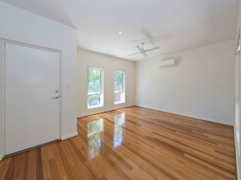 3 RIVERBANK CIRCUIT, Campbelltown Sold by Booth Real Estate - image 1