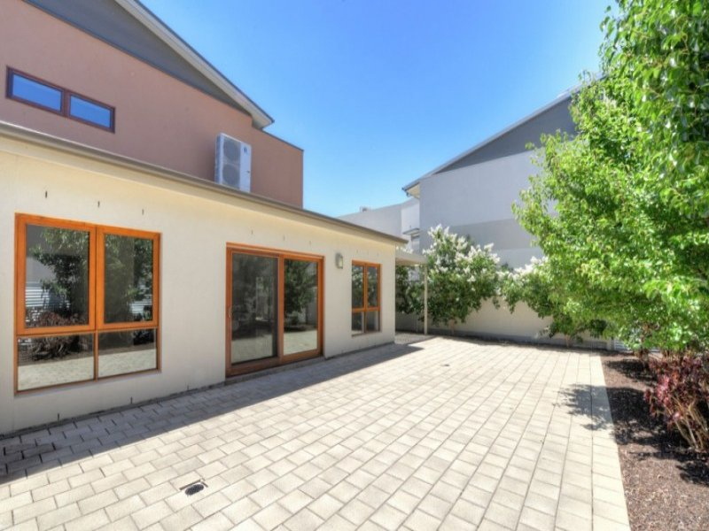 3 RIVERBANK CIRCUIT, Campbelltown Sold by Booth Real Estate - image 1
