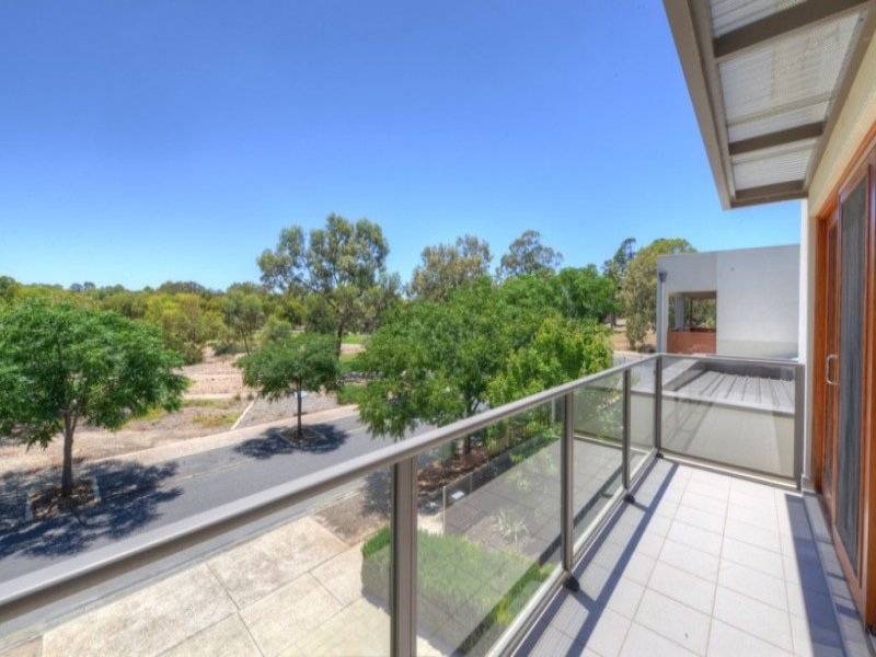 3 RIVERBANK CIRCUIT, Campbelltown Sold by Booth Real Estate - image 1