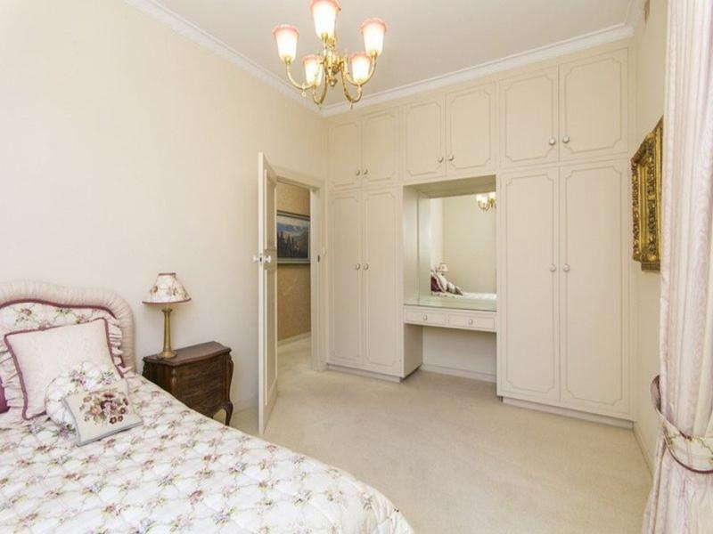 1 RICHARDSON Avenue, Glenelg North Sold by Booth Real Estate - image 1