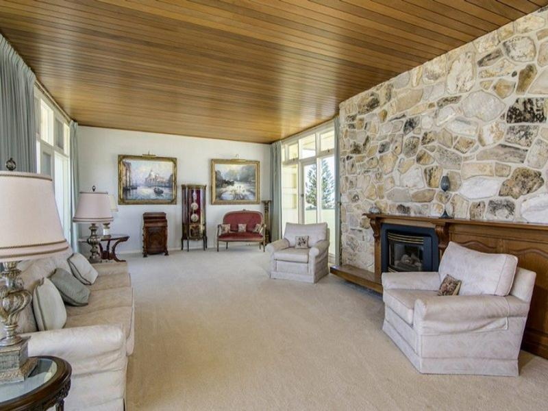 1 RICHARDSON Avenue, Glenelg North Sold by Booth Real Estate - image 1
