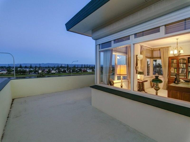 1 RICHARDSON Avenue, Glenelg North Sold by Booth Real Estate - image 1