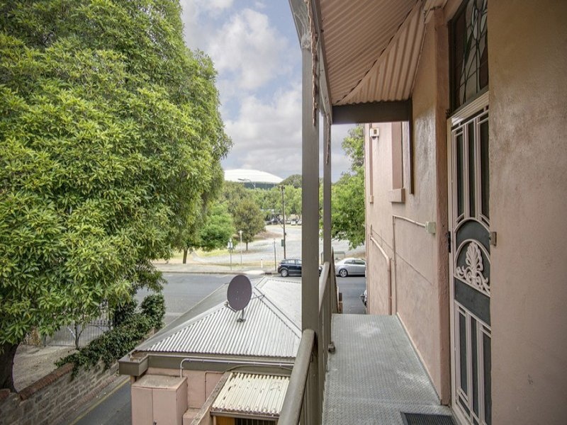6/60 PENNINGTON TERRACE, North Adelaide Sold by Booth Real Estate - image 1
