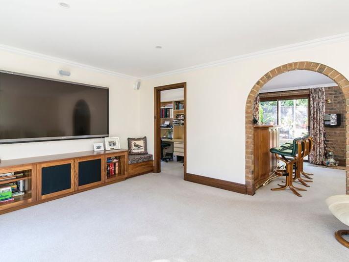 8 BROOKSIDE ROAD, Springfield Sold by Booth Real Estate - image 1