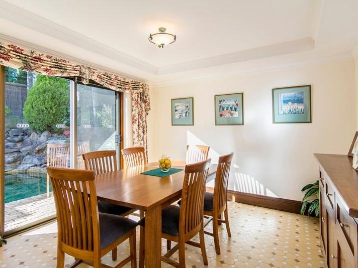 8 BROOKSIDE ROAD, Springfield Sold by Booth Real Estate - image 1