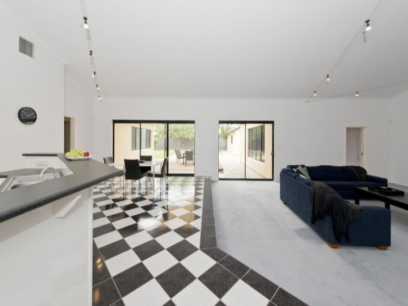 18 HUGHES AVENUE, Henley Beach Sold by Booth Real Estate - image 1