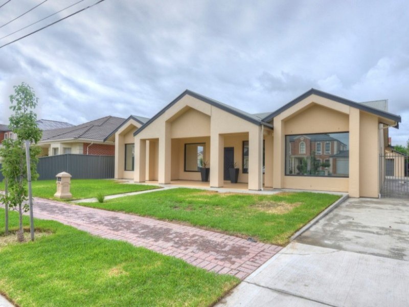 18 HUGHES AVENUE, Henley Beach Sold by Booth Real Estate - image 1