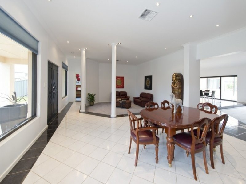 18 HUGHES AVENUE, Henley Beach Sold by Booth Real Estate - image 1