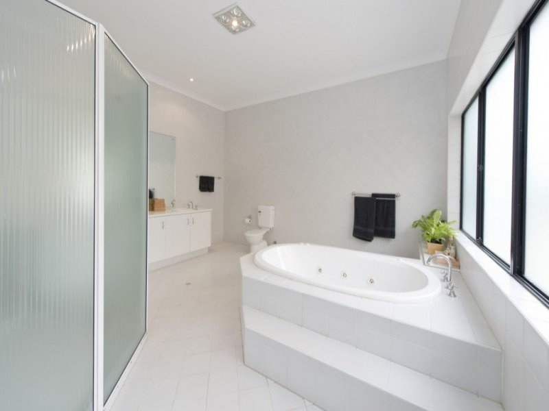 18 HUGHES AVENUE, Henley Beach Sold by Booth Real Estate - image 1