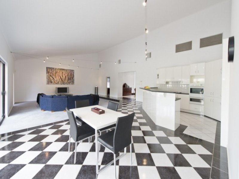 18 HUGHES AVENUE, Henley Beach Sold by Booth Real Estate - image 1
