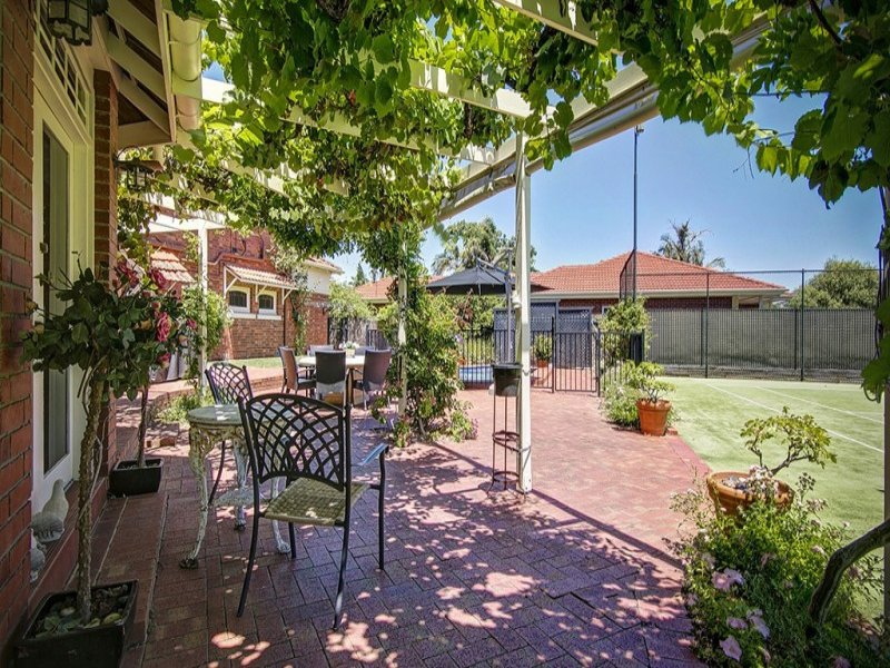 353 PORTRUSH ROAD, Toorak Gardens Sold by Booth Real Estate - image 1