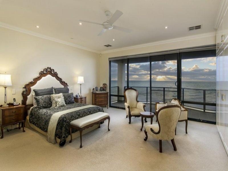 28 NORTH Esplanade, Glenelg North Sold by Booth Real Estate - image 1