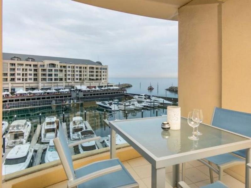 38/31 Colley Terrace, Glenelg Sold by Booth Real Estate - image 1