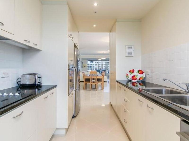 38/31 Colley Terrace, Glenelg Sold by Booth Real Estate - image 1