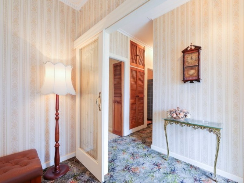 2 HILL PLACE, Richmond Sold by Booth Real Estate - image 1