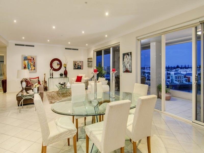 73/1 HOLDFAST Promenade, Glenelg Sold by Booth Real Estate - image 1