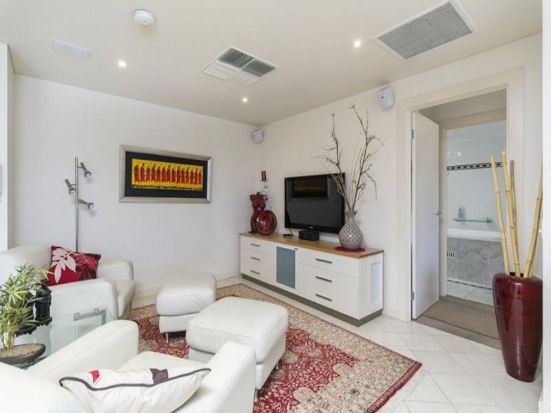73/1 HOLDFAST Promenade, Glenelg Sold by Booth Real Estate - image 1