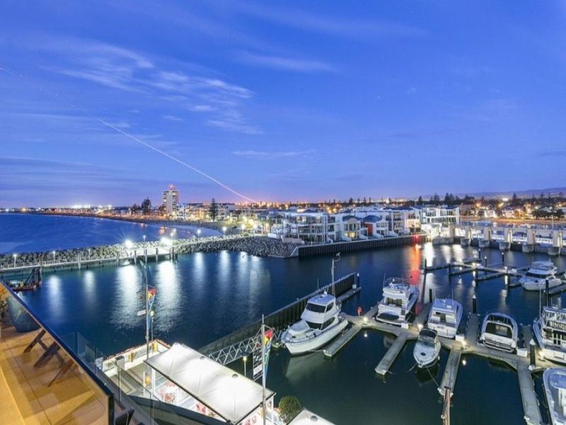 73/1 HOLDFAST Promenade, Glenelg Sold by Booth Real Estate - image 1