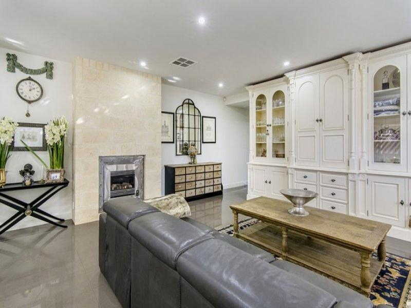221A YOUNG Street, Unley Sold by Booth Real Estate - image 1