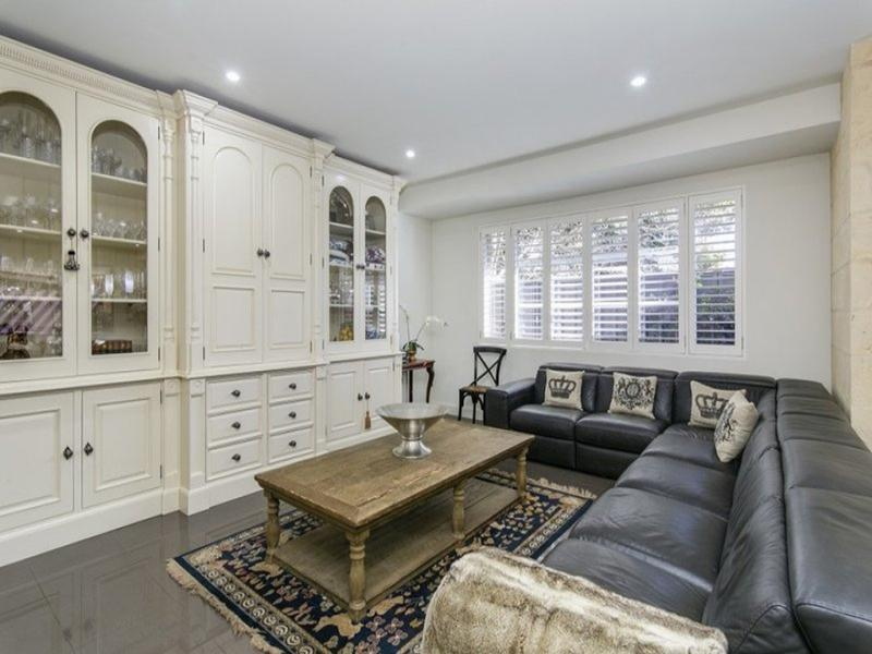 221A YOUNG Street, Unley Sold by Booth Real Estate - image 1