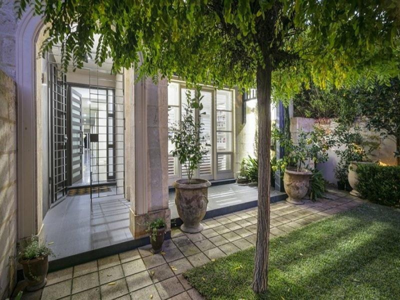 221A YOUNG Street, Unley Sold by Booth Real Estate - image 1