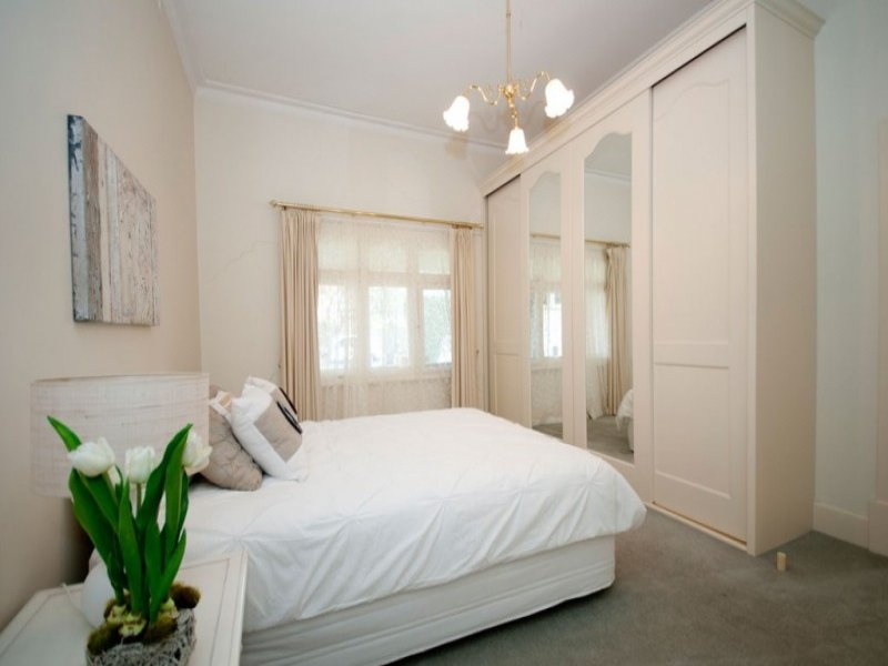 3 STIRLING STREET, Tusmore Sold by Booth Real Estate - image 1