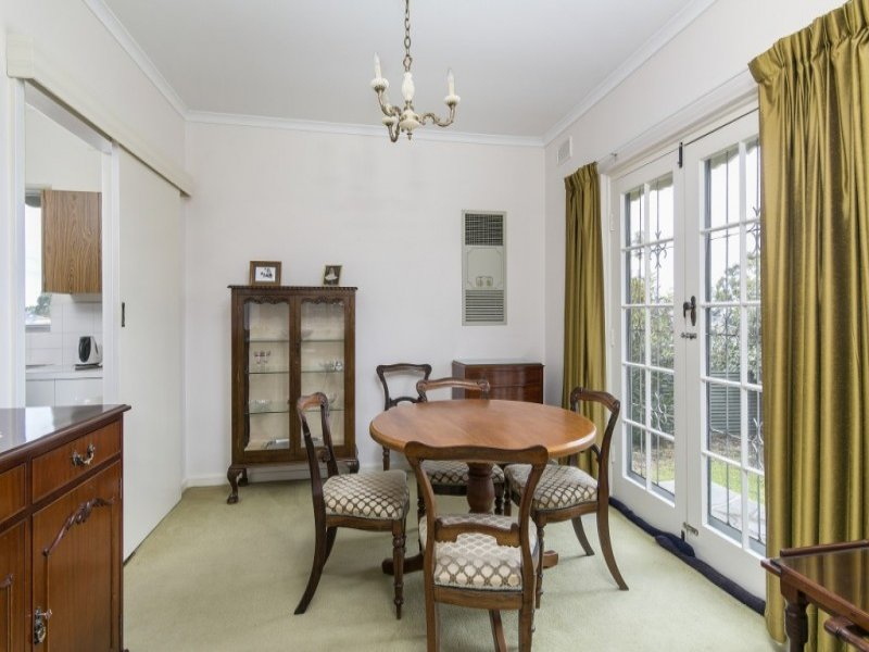 2/4 GARDINER COURT, Magill Sold by Booth Real Estate - image 1