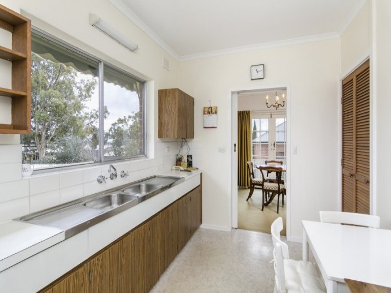 2/4 GARDINER COURT, Magill Sold by Booth Real Estate - image 1