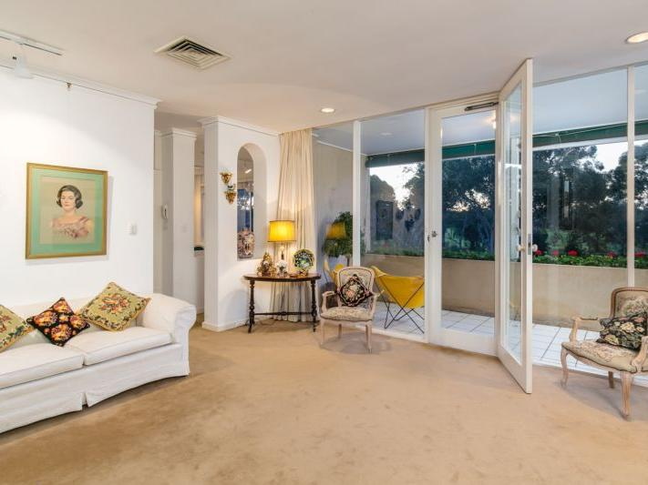 26 KINGSTON TERRACE EAST, North Adelaide Sold by Booth Real Estate - image 1