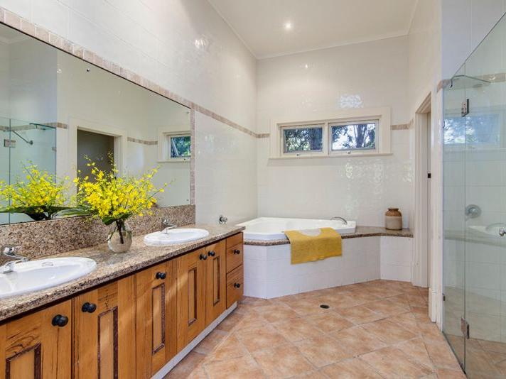 128 GRANT AVENUE, Toorak Gardens Sold by Booth Real Estate - image 1