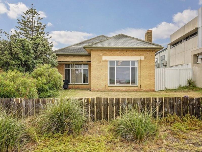 41 SEAVIEW Road, Tennyson Sold by Booth Real Estate - image 1