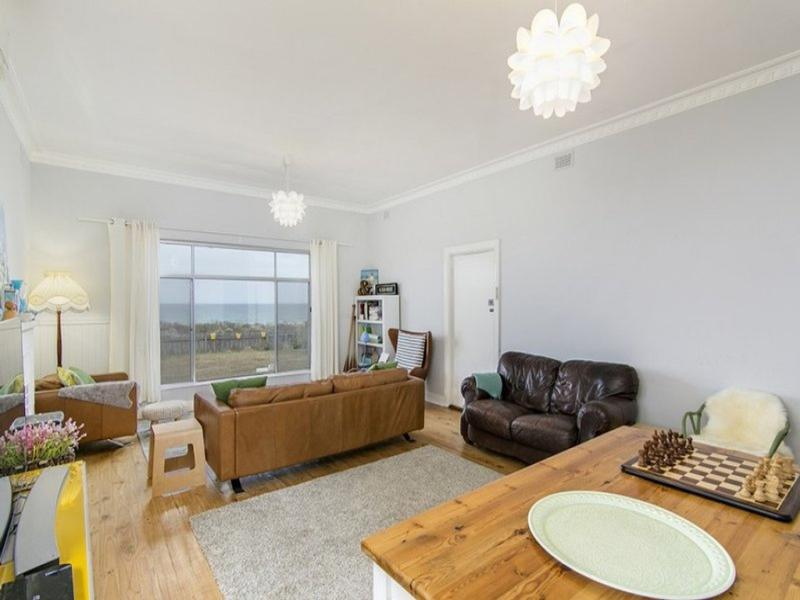 41 SEAVIEW Road, Tennyson Sold by Booth Real Estate - image 1