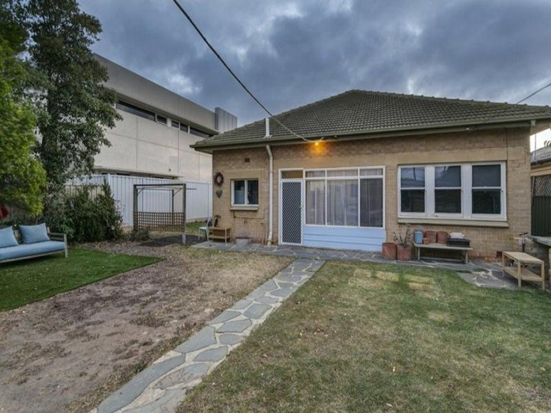 41 SEAVIEW Road, Tennyson Sold by Booth Real Estate - image 1