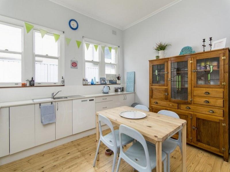 41 SEAVIEW Road, Tennyson Sold by Booth Real Estate - image 1
