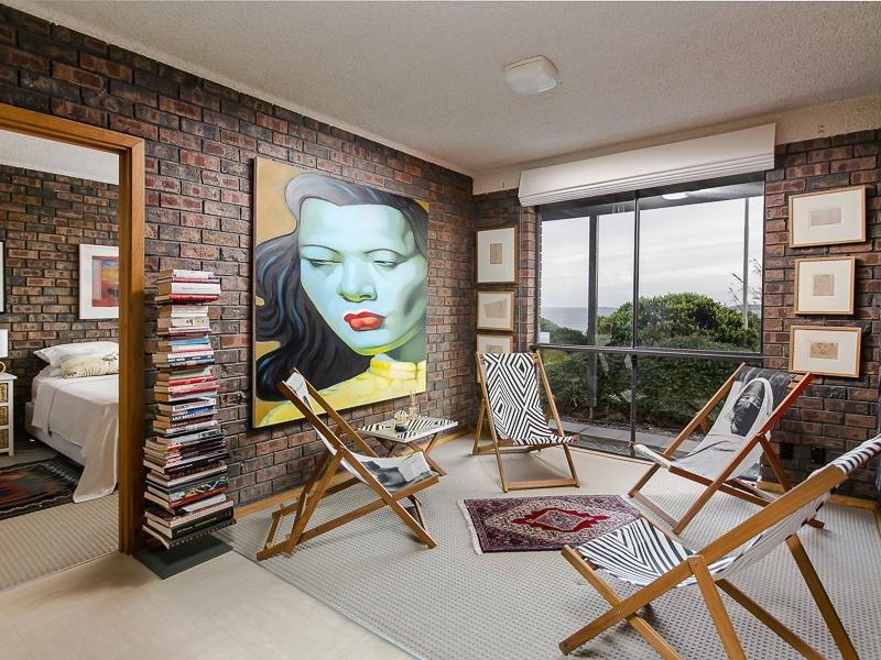 45 HAYWARD COURT, Mccracken Sold by Booth Real Estate - image 1