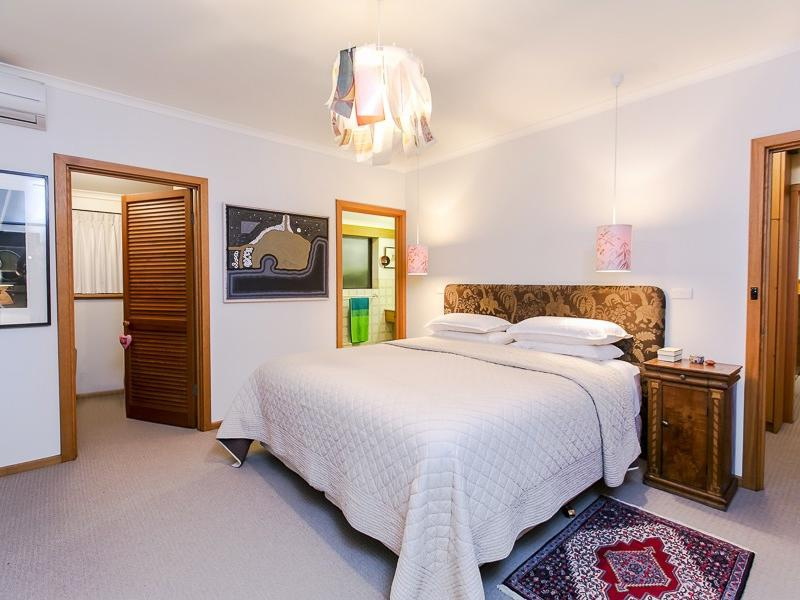 45 HAYWARD COURT, Mccracken Sold by Booth Real Estate - image 1