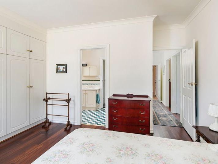 21A FORT AVENUE, Kensington Gardens Sold by Booth Real Estate - image 1