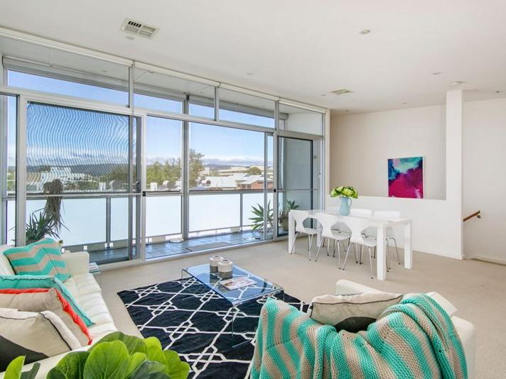 9/80 GILLES STREET, Adelaide Sold by Booth Real Estate - image 1