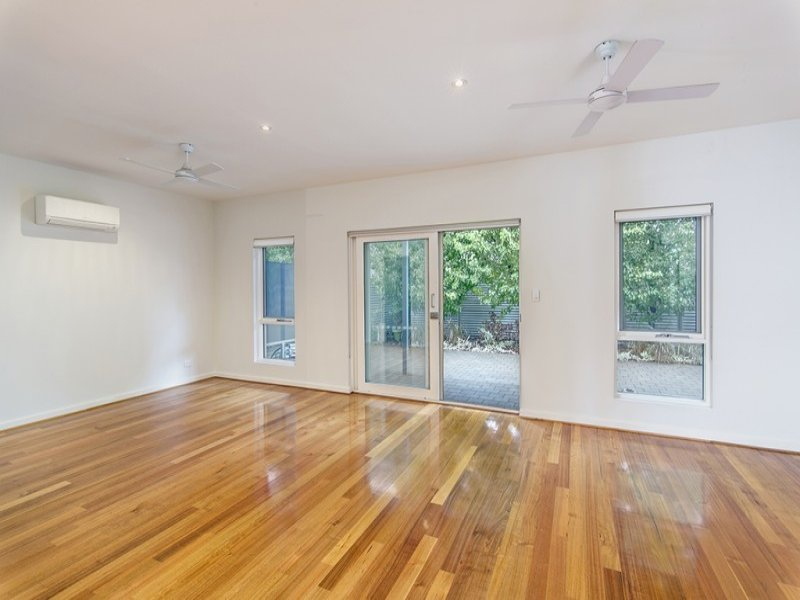 5 RIVERBANK CIRCUIT, Campbelltown Sold by Booth Real Estate - image 1