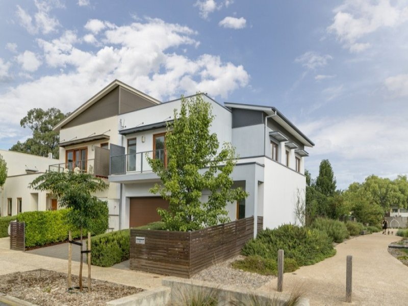 5 RIVERBANK CIRCUIT, Campbelltown Sold by Booth Real Estate - image 1