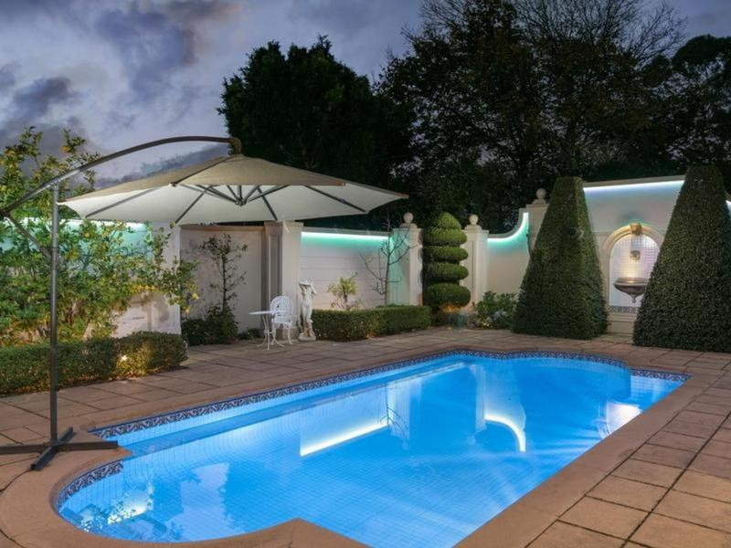 3 ELMGLADE Road, Springfield Sold by Booth Real Estate - image 1