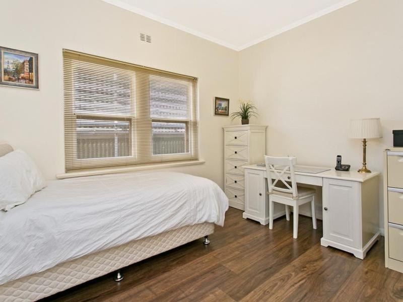 20 KINGSTON Crescent, Kingston Park Sold by Booth Real Estate - image 1