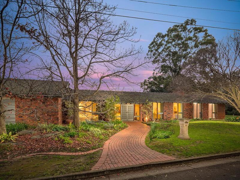 100 AUTUMN Avenue, Lockleys Sold by Booth Real Estate - image 1