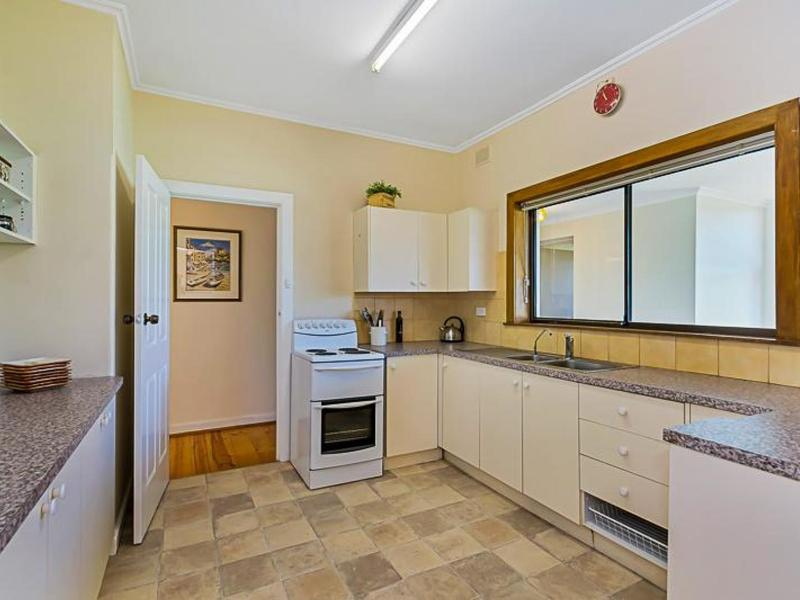18 KINGSTON Crescent, Kingston Park Sold by Booth Real Estate - image 1